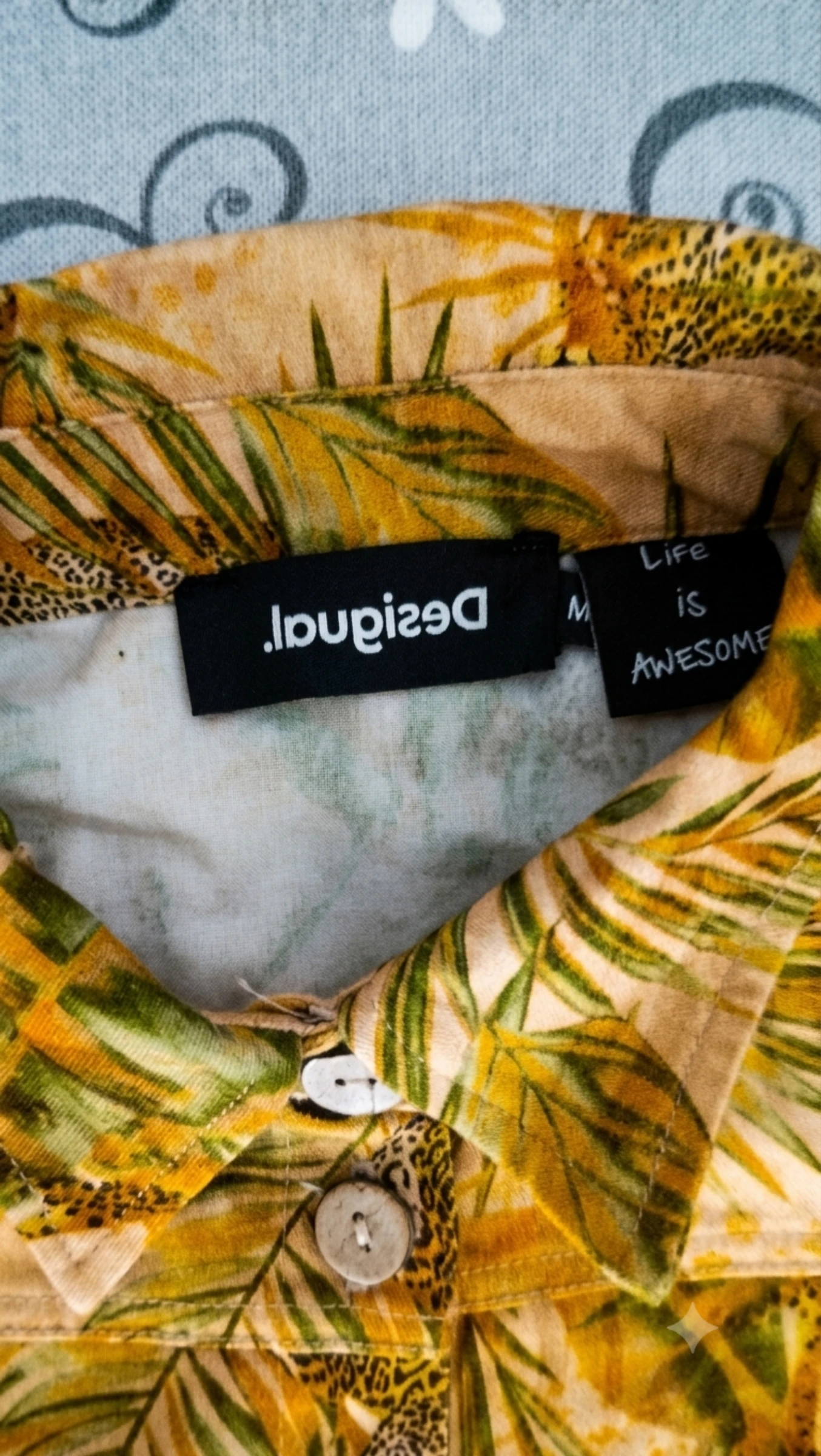 Vestido Camisero Desigual Estampado Tropical y Leopardos (Talla M) – photo 3